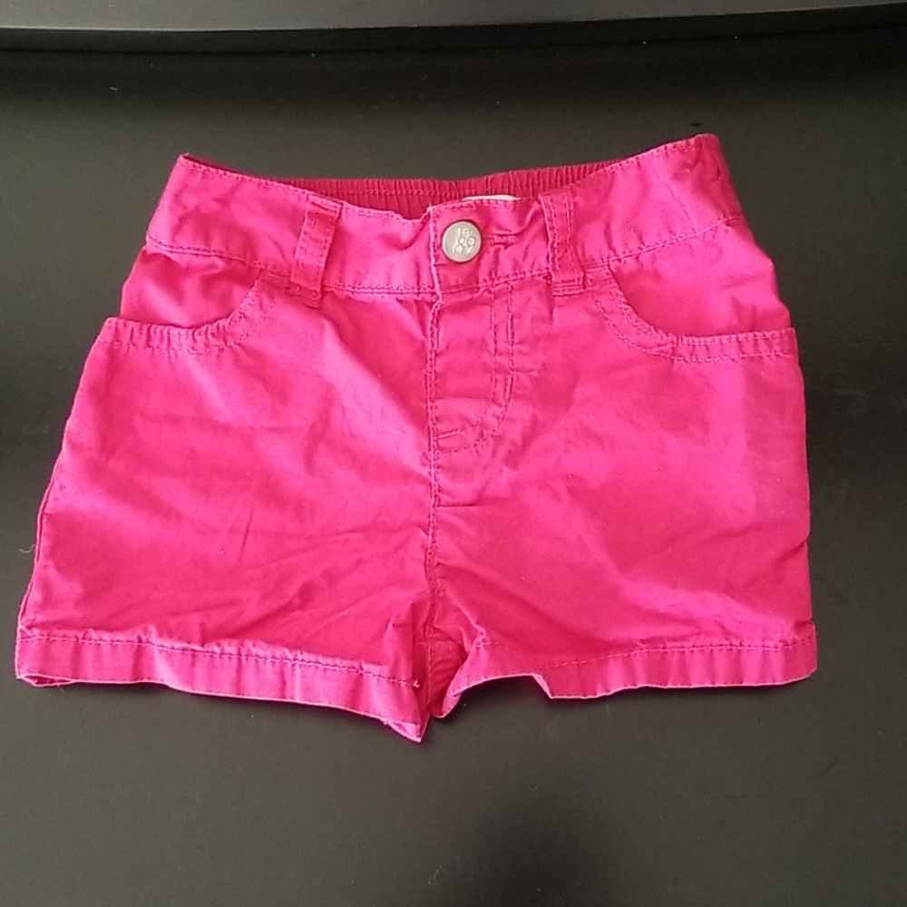 5/25 Size 2T shorts by est. 1989 place